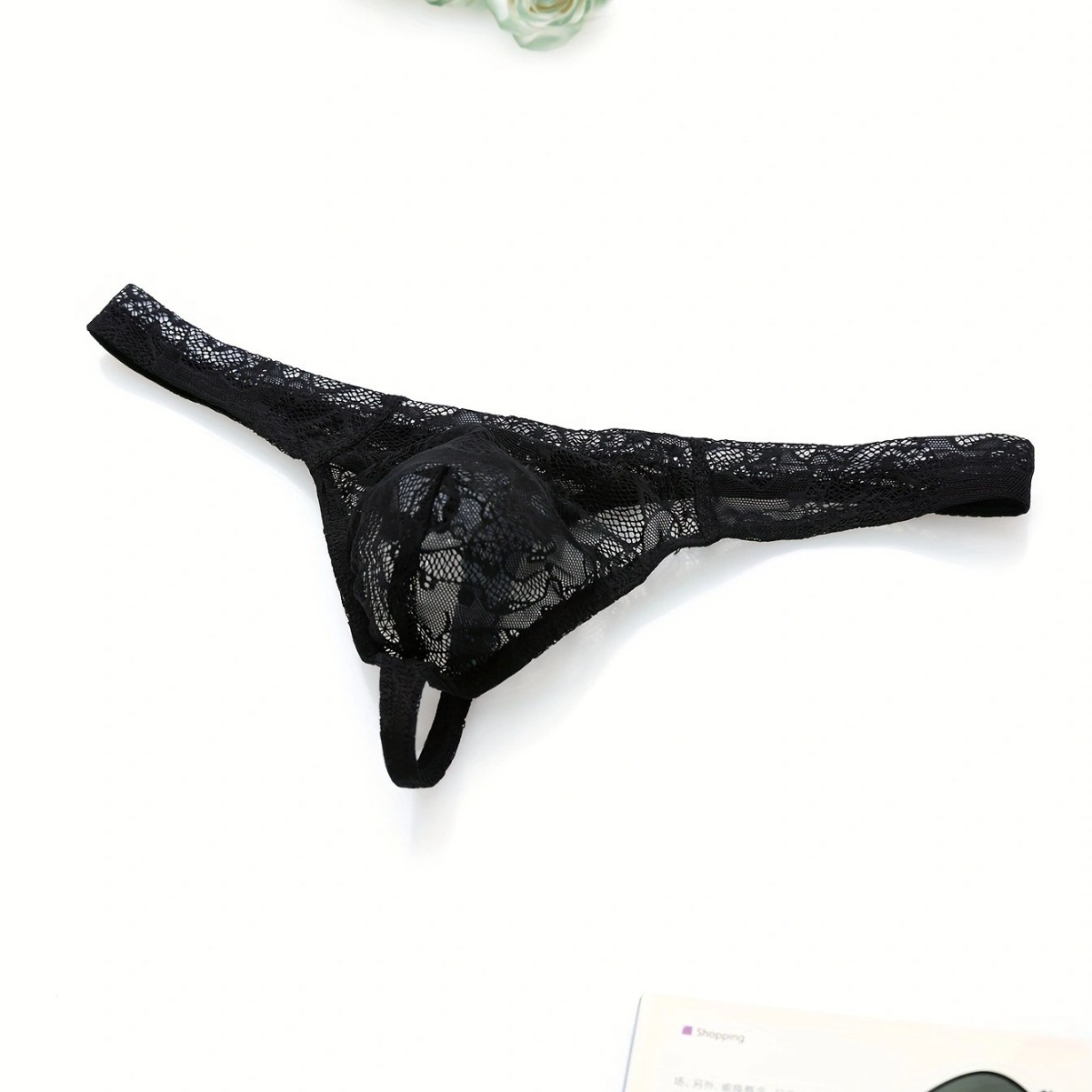 European And American Cross-Border Men's Lace Thongs Sexy Underwear Wholesale Transparent T-Pants For Men_voghion.com