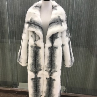 Ƥëһ�w��������ë��ȻƤ�ݴ���Ů����r�б�ůʮ��Ƥ������Ů