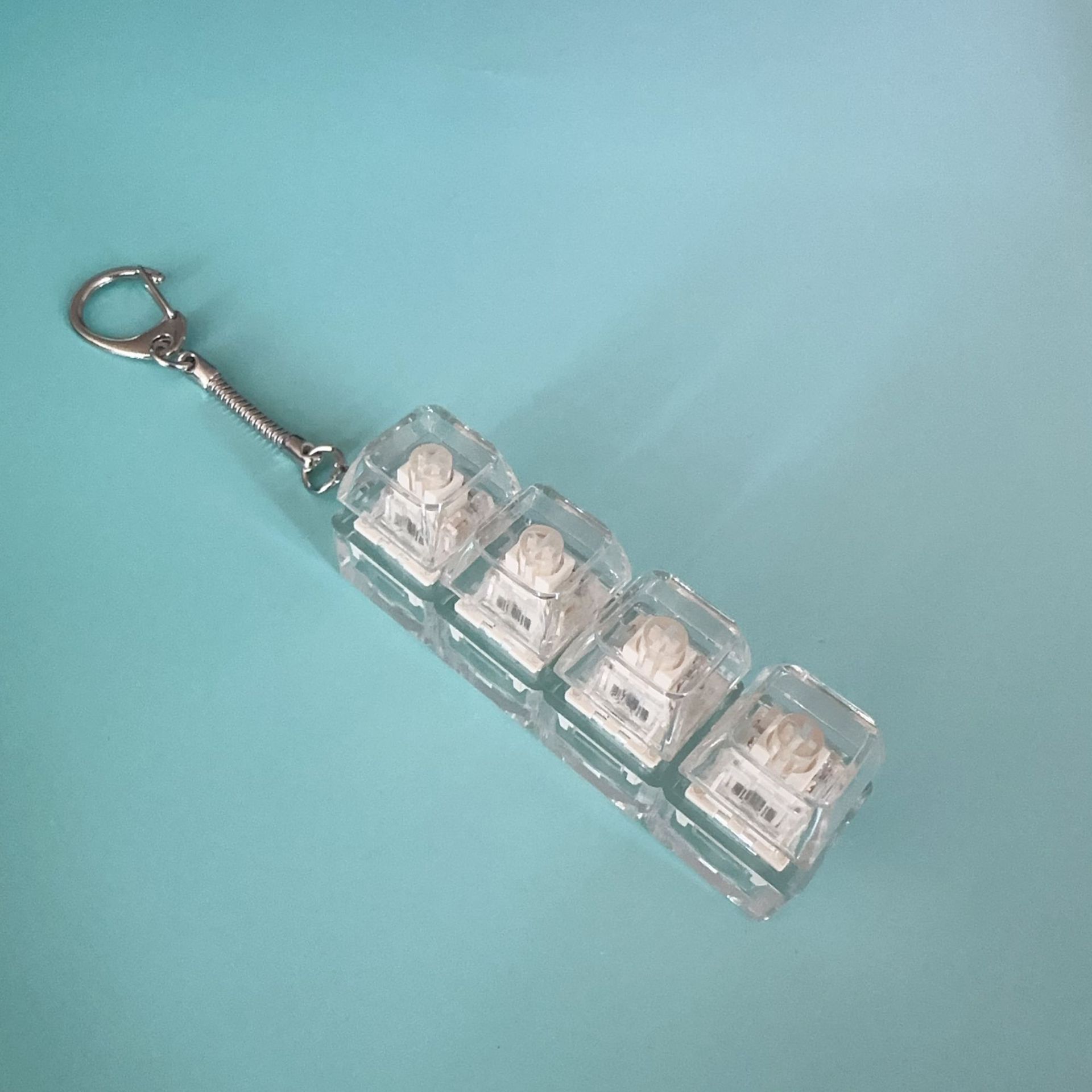 Pc four-button-silver white shaft (light sound shaft)