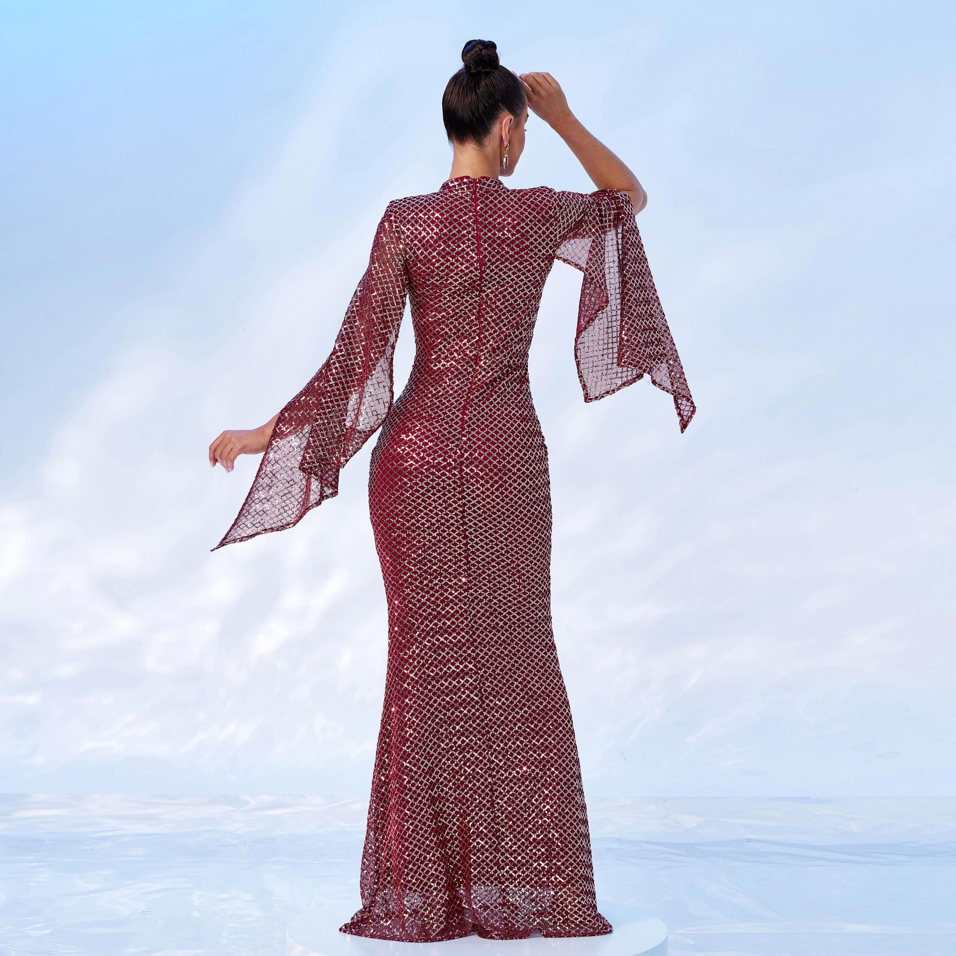 Long Sequinned Evening Dress For Prom And Banquet Women's Style_voghion.com