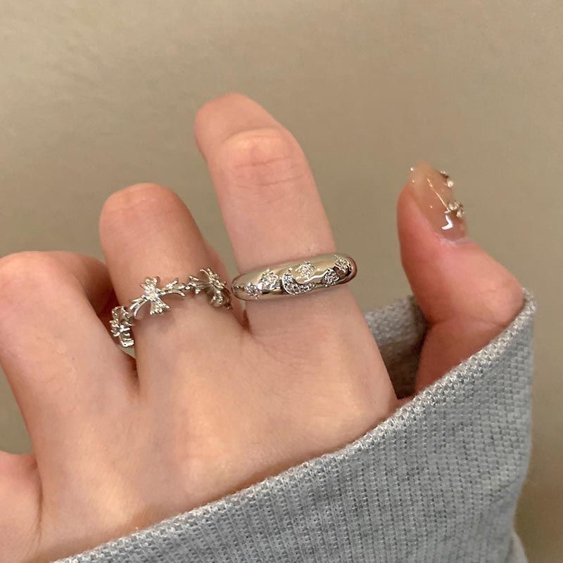 Small design brand ring with zircon