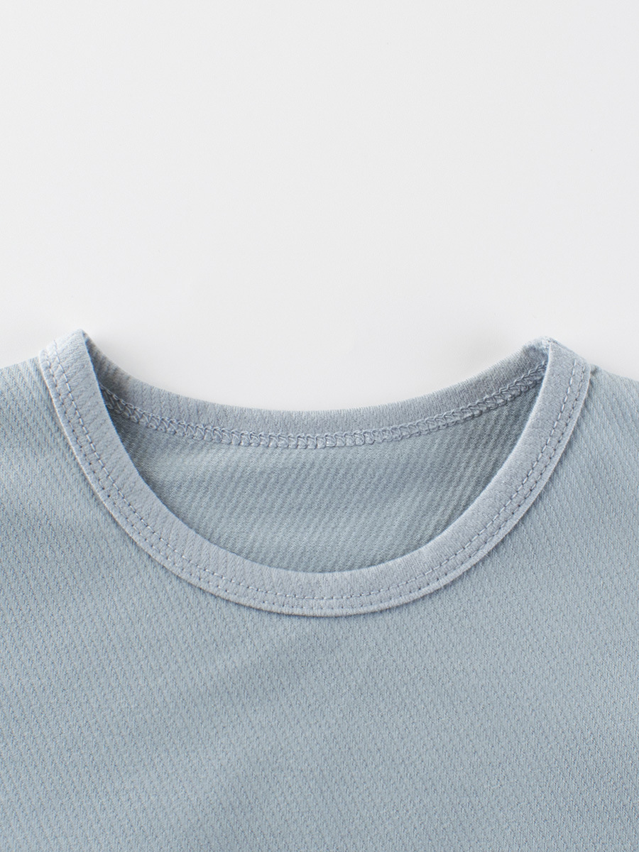 27 niños de primavera y otoño ropa para niños camisa de fondo para niños de estilo coreano color sólido Bebé Ropa para niños Camiseta de manga larga entrega de una pieza