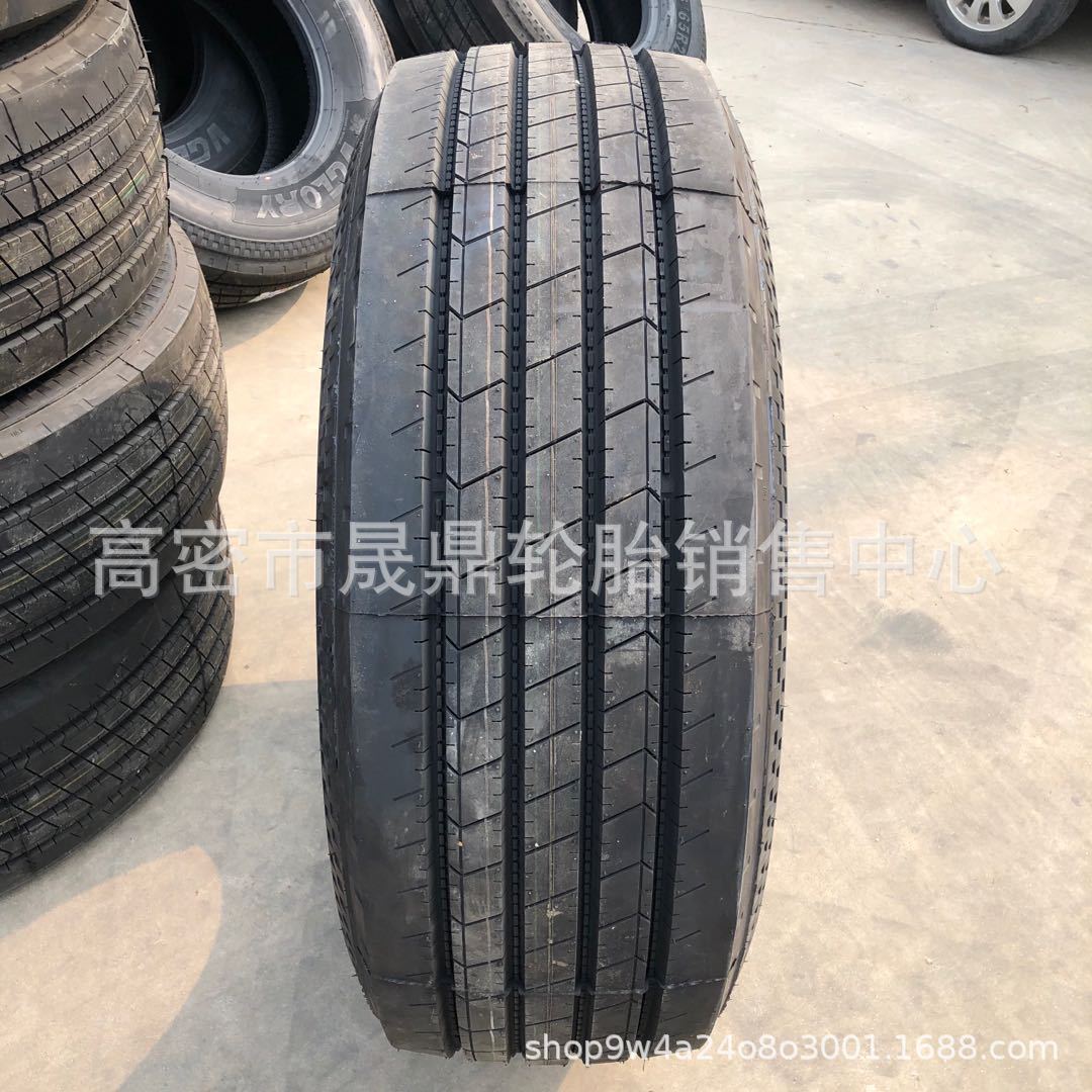 全钢真空轮胎355/55R22.5 445 425 385/65R22.5货车汽车轮胎