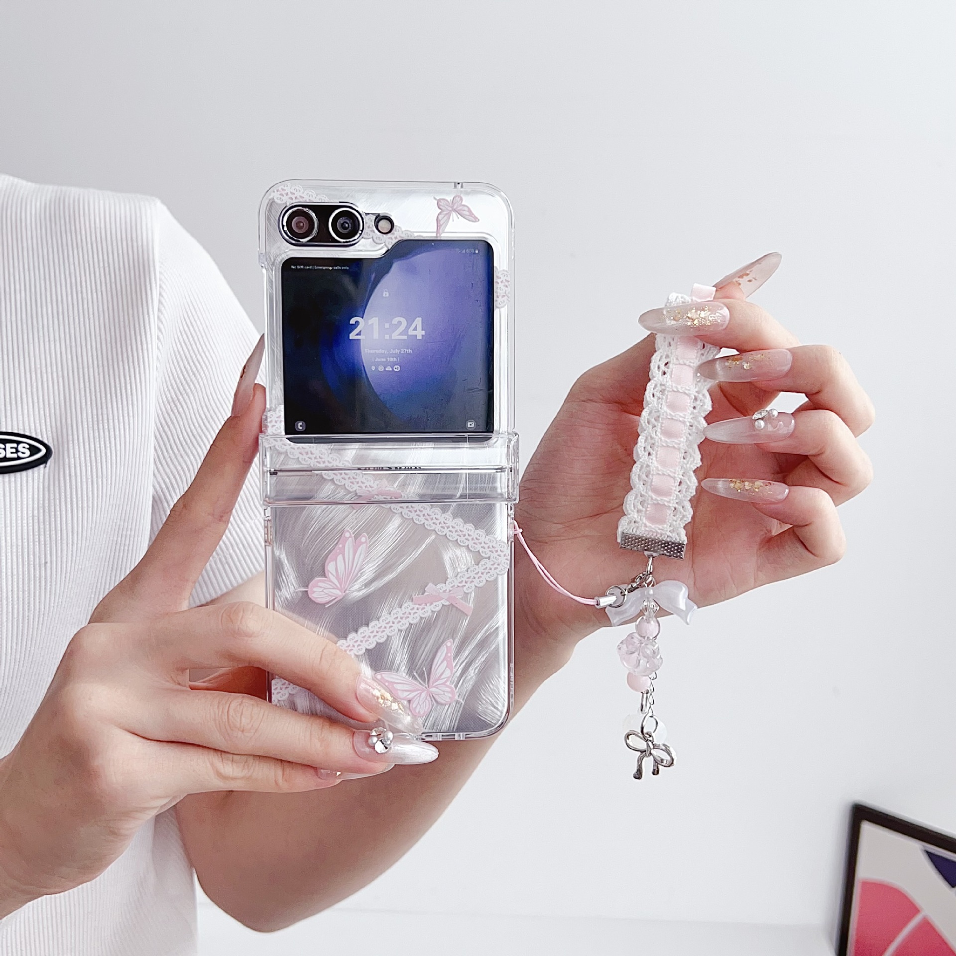 Feather Yarn Lace Butterfly For Samsung Z Flip5 Transparent ZFlip3/4 Protective Case Korean Style Fashion_voghion.com