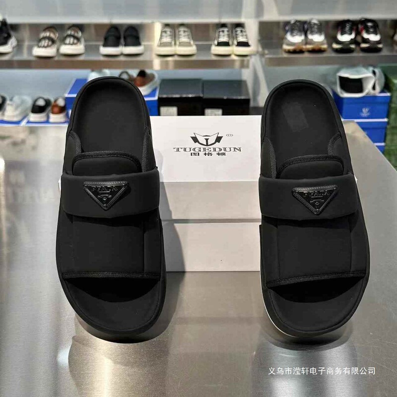High-End Men's Summer New Trendy Versatile Outdoor Slip-On European Style Casual Beach Sandals High-End Men's Summer New Trendy Versatile Outdoor Slip-On European Style Casual Beach Sandals