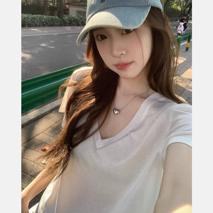 하얀색