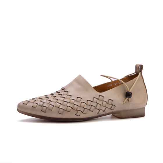 2025 new hand-woven leather shoes low heel soft retro pointed cowhide shoes children manufacturers wholesale