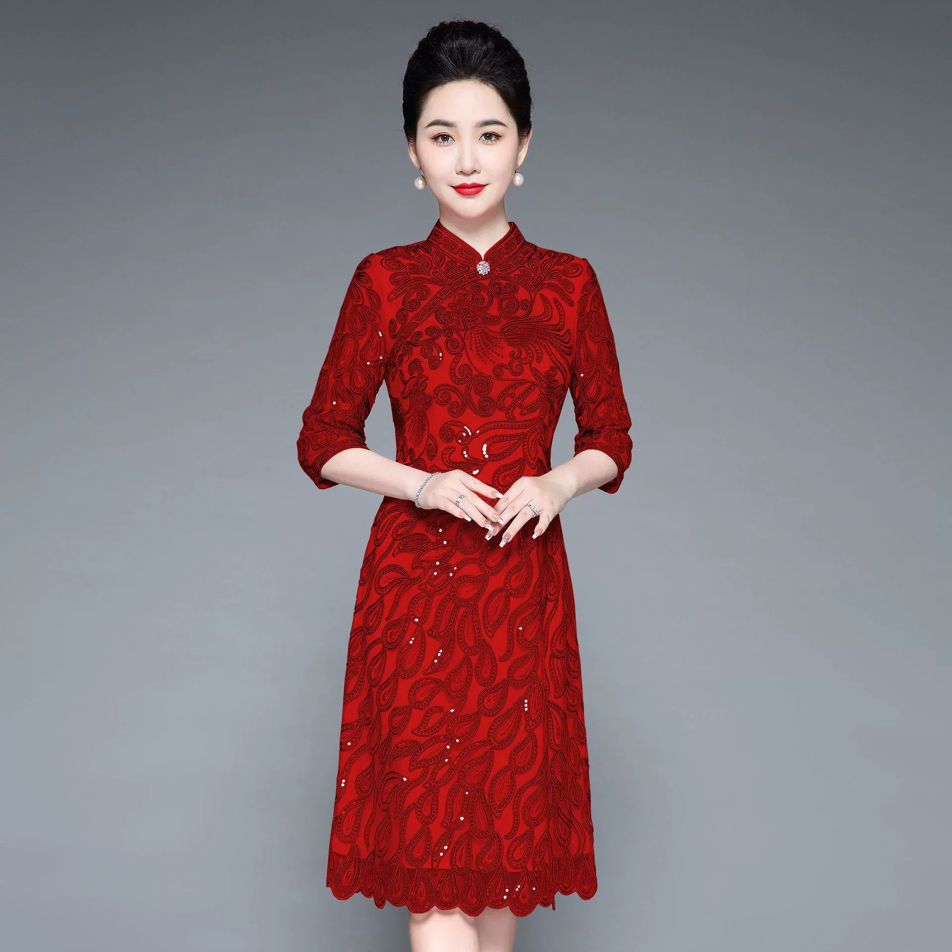 Элитное банкетное платье больших размеров для свекрови из Шэньчжэня, элитное свадебное банкетное платье с вышивкой и пайетками для свекрови, цельное, оптом.