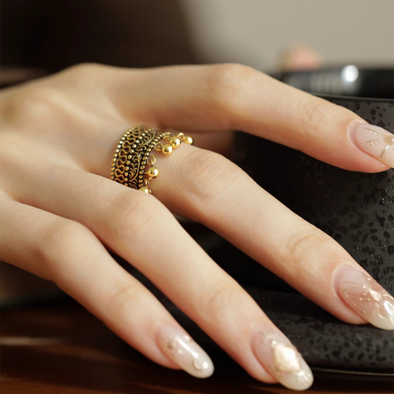 Vintage Beaded Tassel Lace Ring In Mid-century Distressed Style_voghion.com