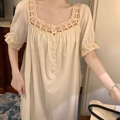 夏の新しいフランスの妖精宮殿スタイルのナイトガウン純綿織りハイエンドパジャマ女性のホーム服は屋外で着用できます