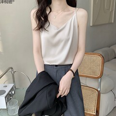 French silk camisole top for women, sleeveless underpajama for summer wear, stylish back design, sexy and pure, suitable for outerwear.