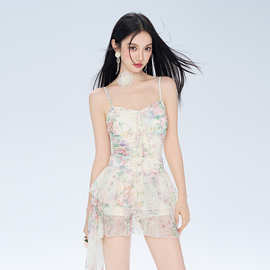 2025新款泳衣女连体裙式保守遮肚显瘦性感韩国ins风泡温泉游泳装