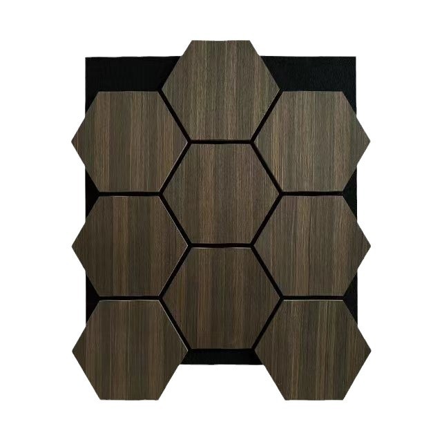 Barras de madera de poliéster rejilla tablero de absorción de sonido hexagonal tablero de absorción de sonido de forma especial pared de fondo teatro material de decoración ecológico