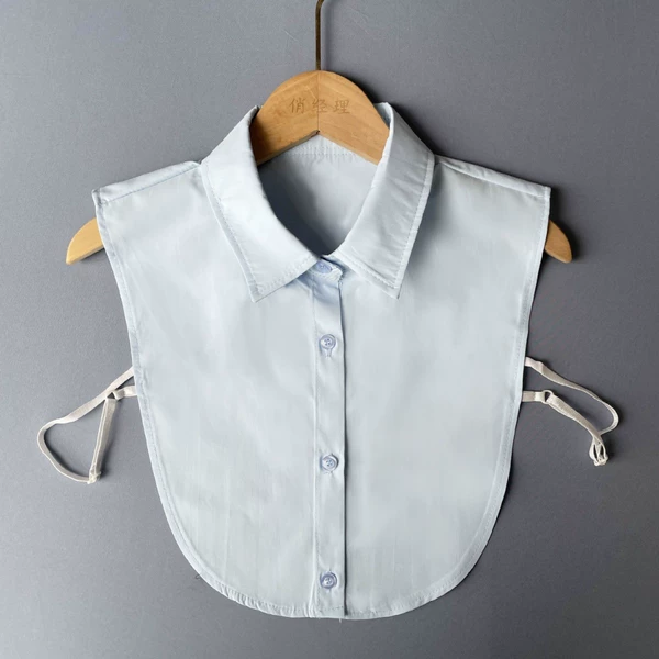 Blue false collar, cloth