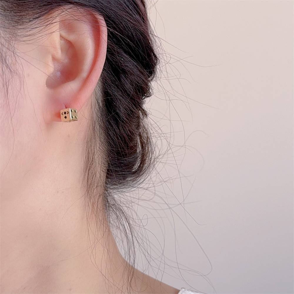 5g Weight 925 Sterling Silver Ear Needle Material Ear Studs Classification 1 Pair Quantity Daily Occasion Copper Material Geometric, Dice Pattern All Seasons Season Women's Gender Polished Finish IG Style, Basic, Simple Style Style 1 Pair IG Style Basic Simple Style Geometric Dice Copper Ear Studs 5