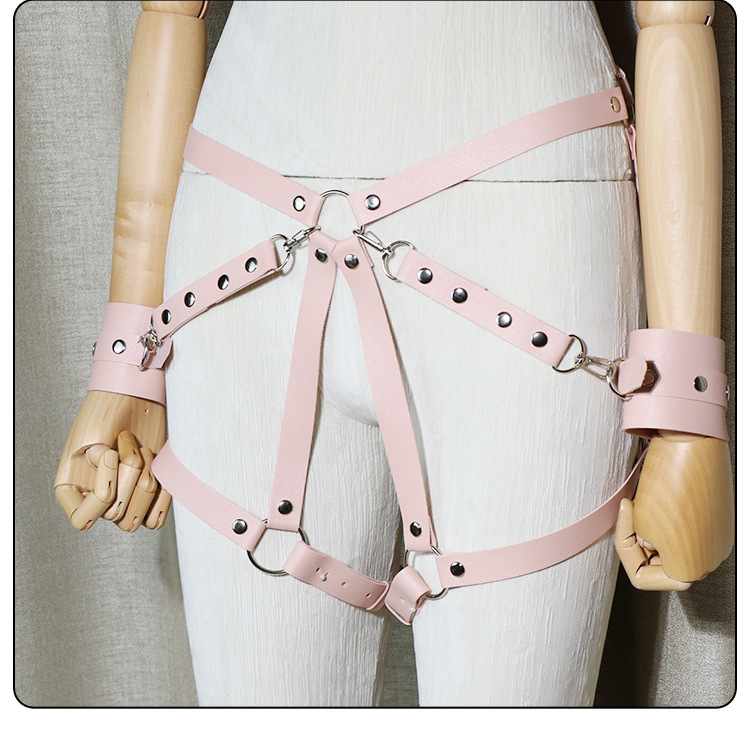 Jiuai Metal Bondage Handcuffs Black SM Restraint Props for Couples — detail image 12