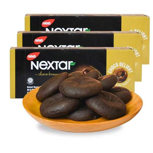 Nabao Emperor Joy Star Tower Soft Center Chocolate Brownie Flavor Filled Cookies 112g Boxed Imported Snack