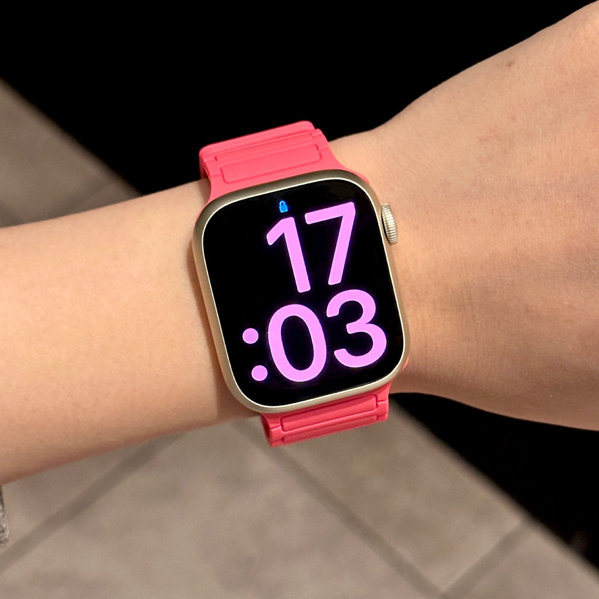 Suitable for Apple Applewatchs10 Women's Watch Ultra Men's Iwatch9876Se Silicone Sports Strap