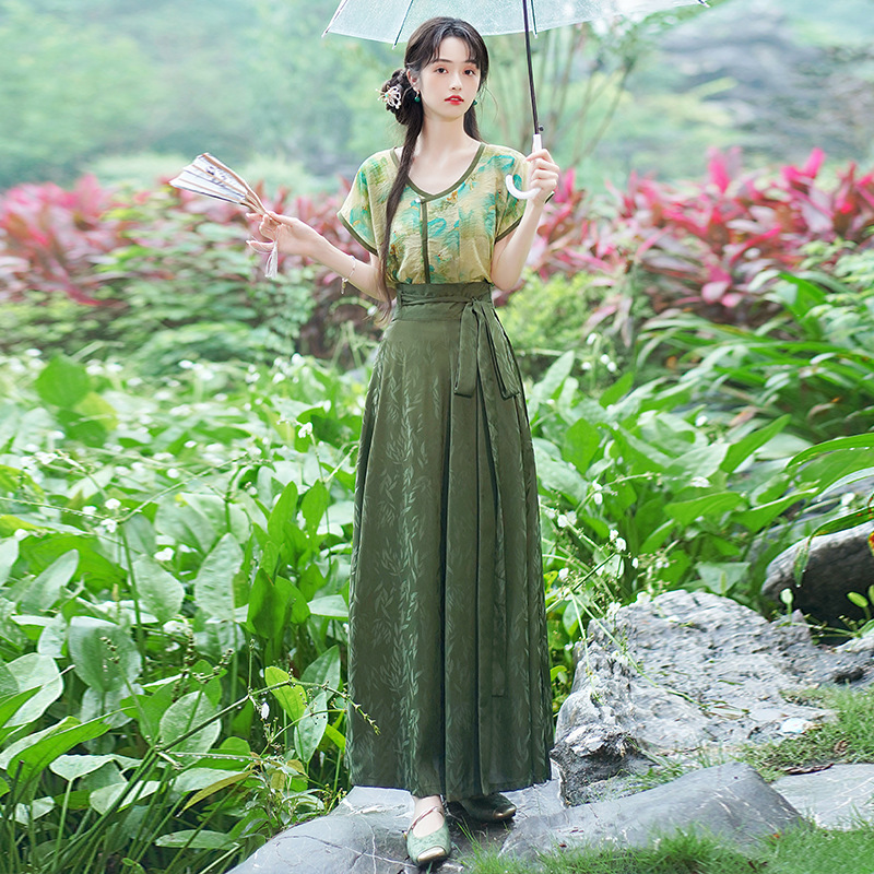 Real shot Tang Dynasty Wangshanting Printed Junzi Daily Hanfu suit Slim Skirt Jacquard Eight Ripped Skirt