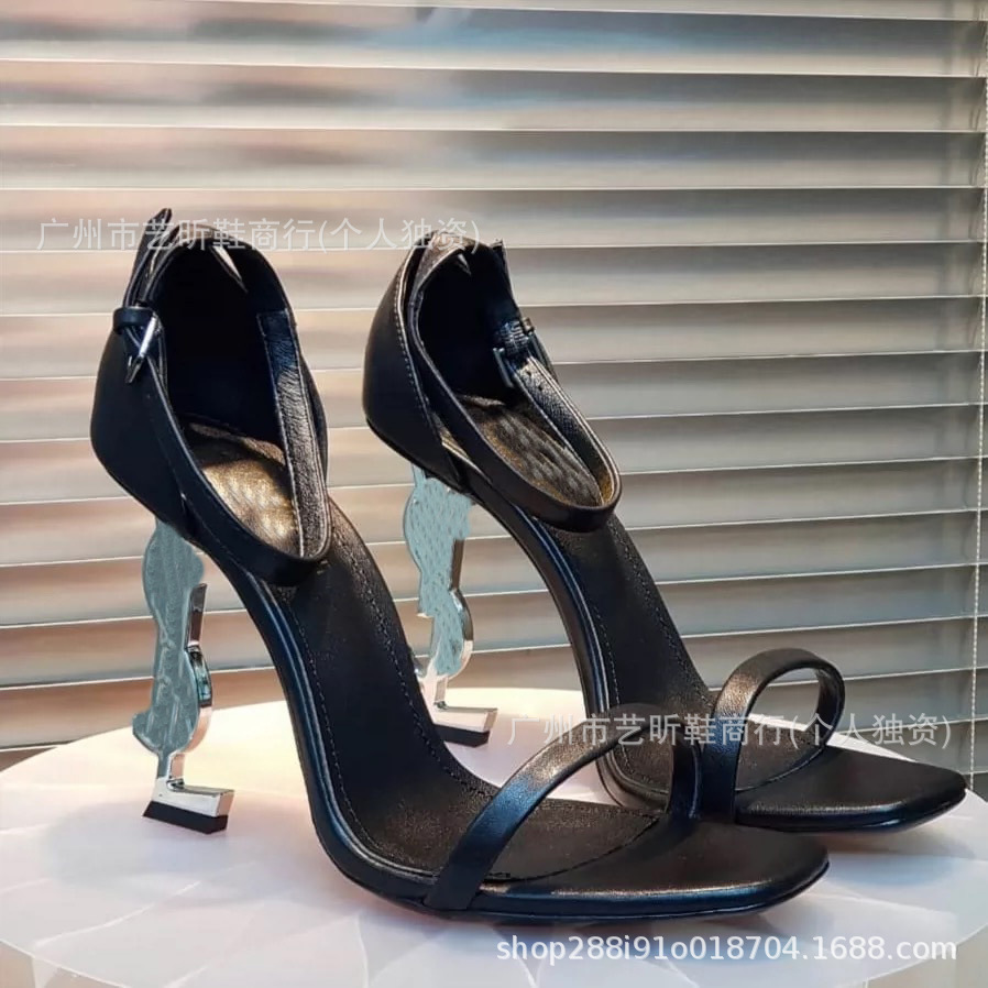 소가죽 블랙 실버 힐 10CM