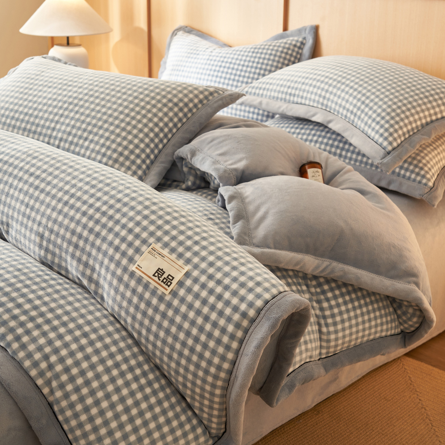 Muji Style Milk Velvet Four-Piece Coral Velvet Winter Bedding Flannel Quilt Cover Double-Sided Velvet Three-Piece Plaid Set