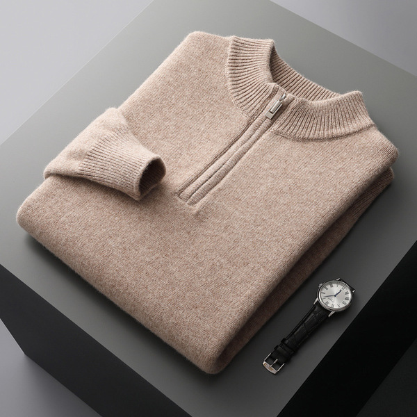 Woolen sweater with zipper
