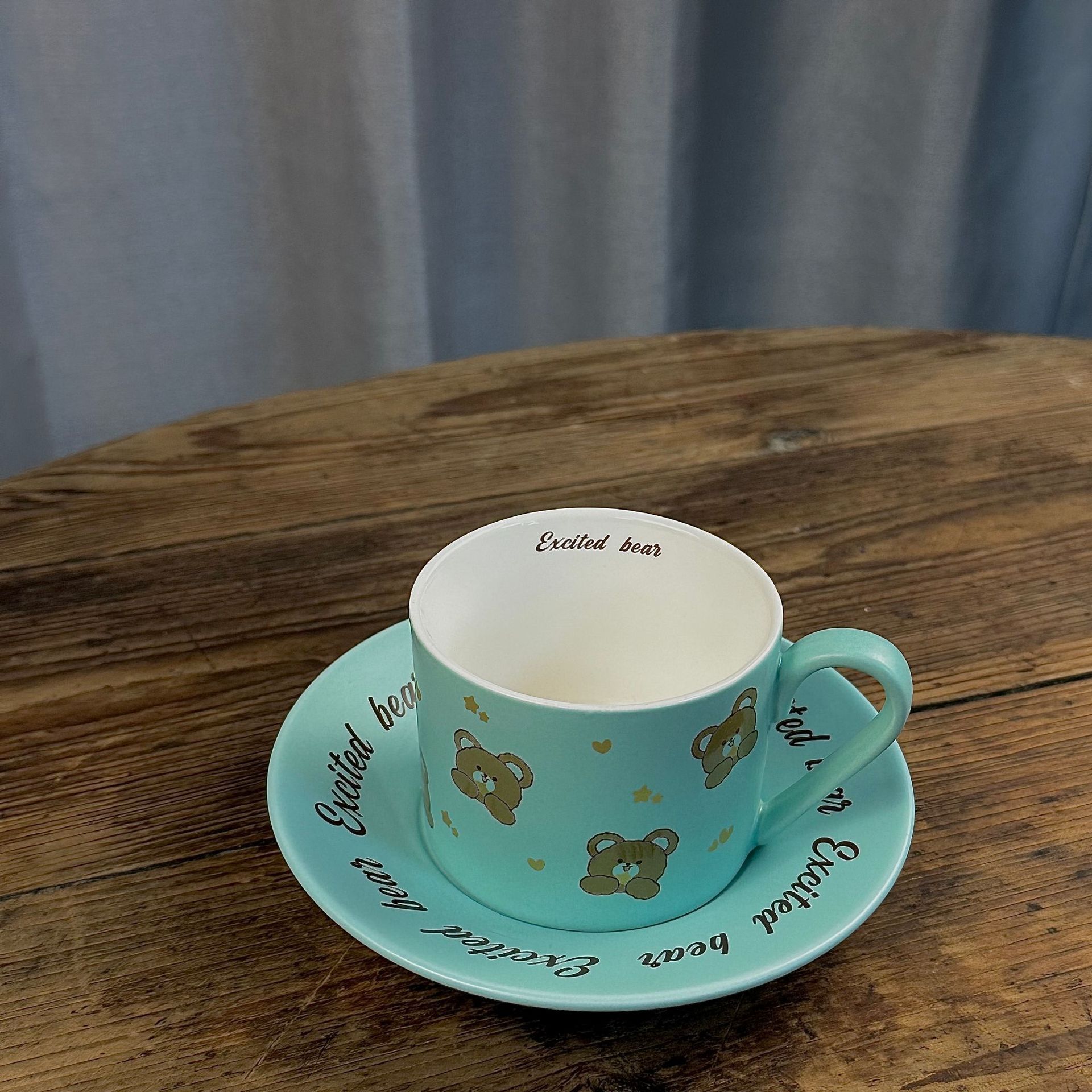 Ins Cream Viento galletas de dibujos animados Bear Cup Plate simple delicado plato de postre nicho británico set de tazas de café y plato