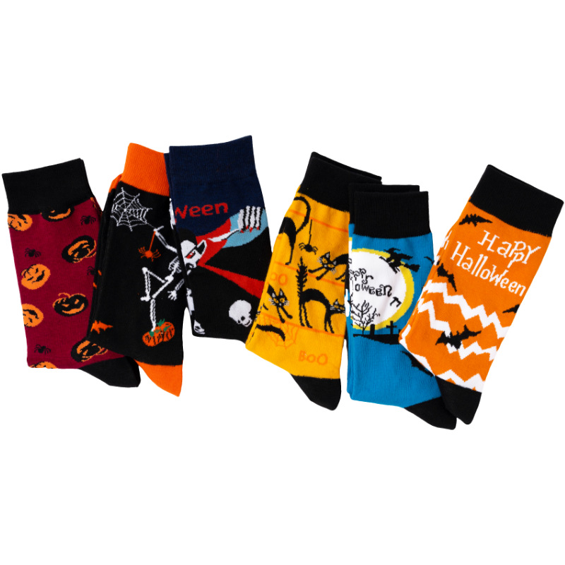 Halloween Crew Socks For Men With Spooky Pumpkin Bat Skull Design_voghion.com