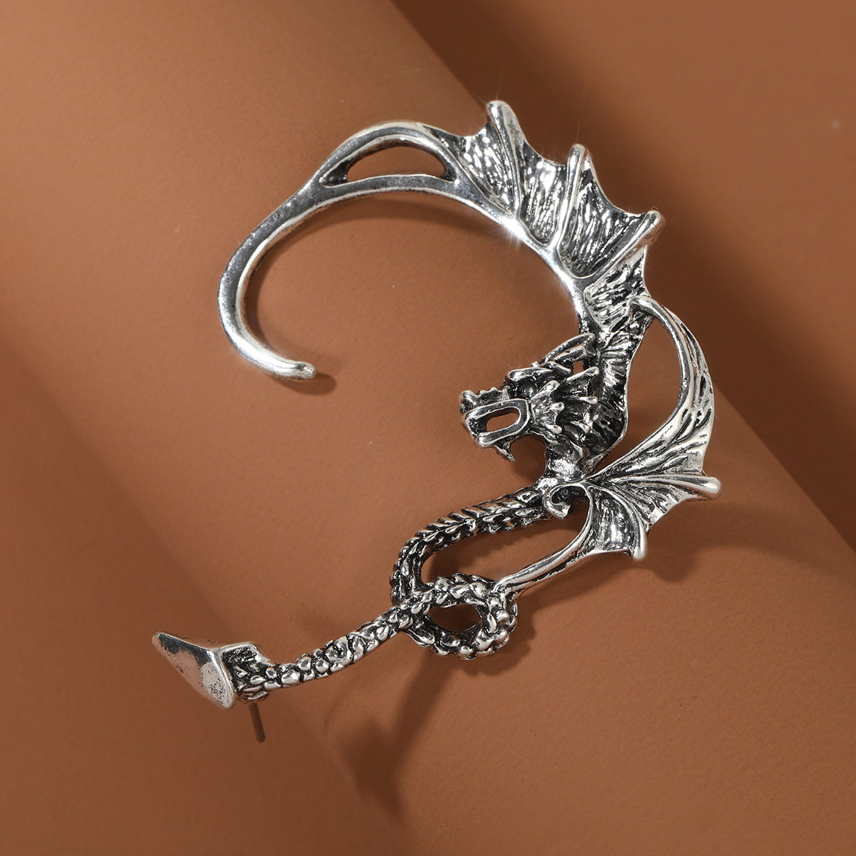 Orecchini gotici retrò con ali da elfo, clip per le orecchie per le donne, stile dark, stile punk, orecchini da diavolo, orecchini a forma di drago, ganci per le orecchie_voghion.com