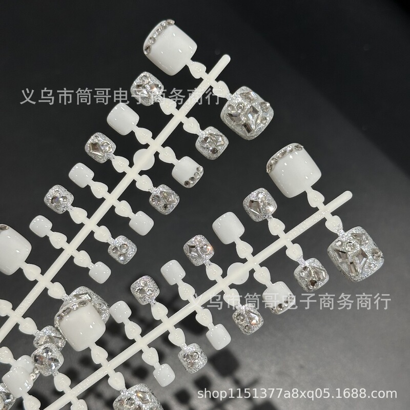[Toe Nails] Wearable Nails White Toe Nails with Diamond Glass Beads Prefabricated Nails Manicure Fake Nails Nail Patch Advanced