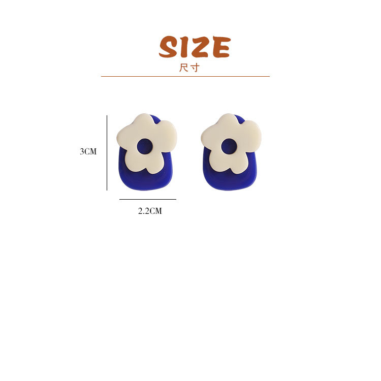 Blue White Small Flower Stud Earrings Wholesale Nihaojewelry display picture 1