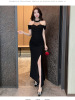 Low cut， shoulder length， neck hanging， slim fit， buttocks wrapped， long skirt