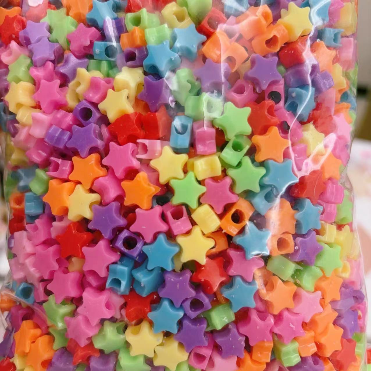 2025 Nuevas cuentas de cabello baratas en bolsa nuevas cuentas de plástico de color primavera diy gran agujero image 17