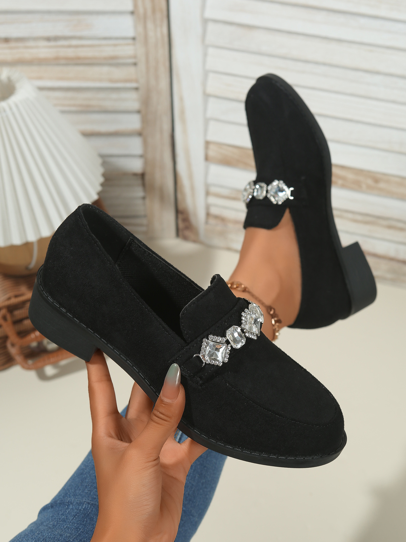 Damen Loafer Aus Wildleder Mit Strass Und Blockabsatz Britisch_voghion.com