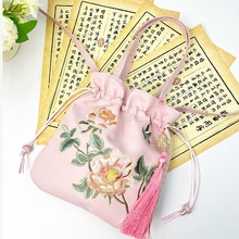 刺绣牡丹斜挎包爆款古风手提包包汉服手机包休闲百搭国潮包包批发