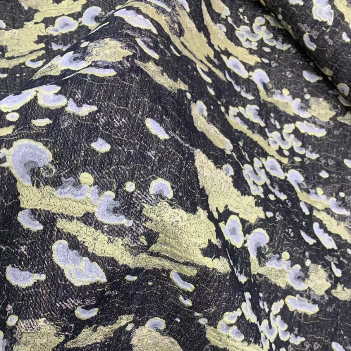 秋冬爆款锦涤面料，尽在阿里巴巴品质供应