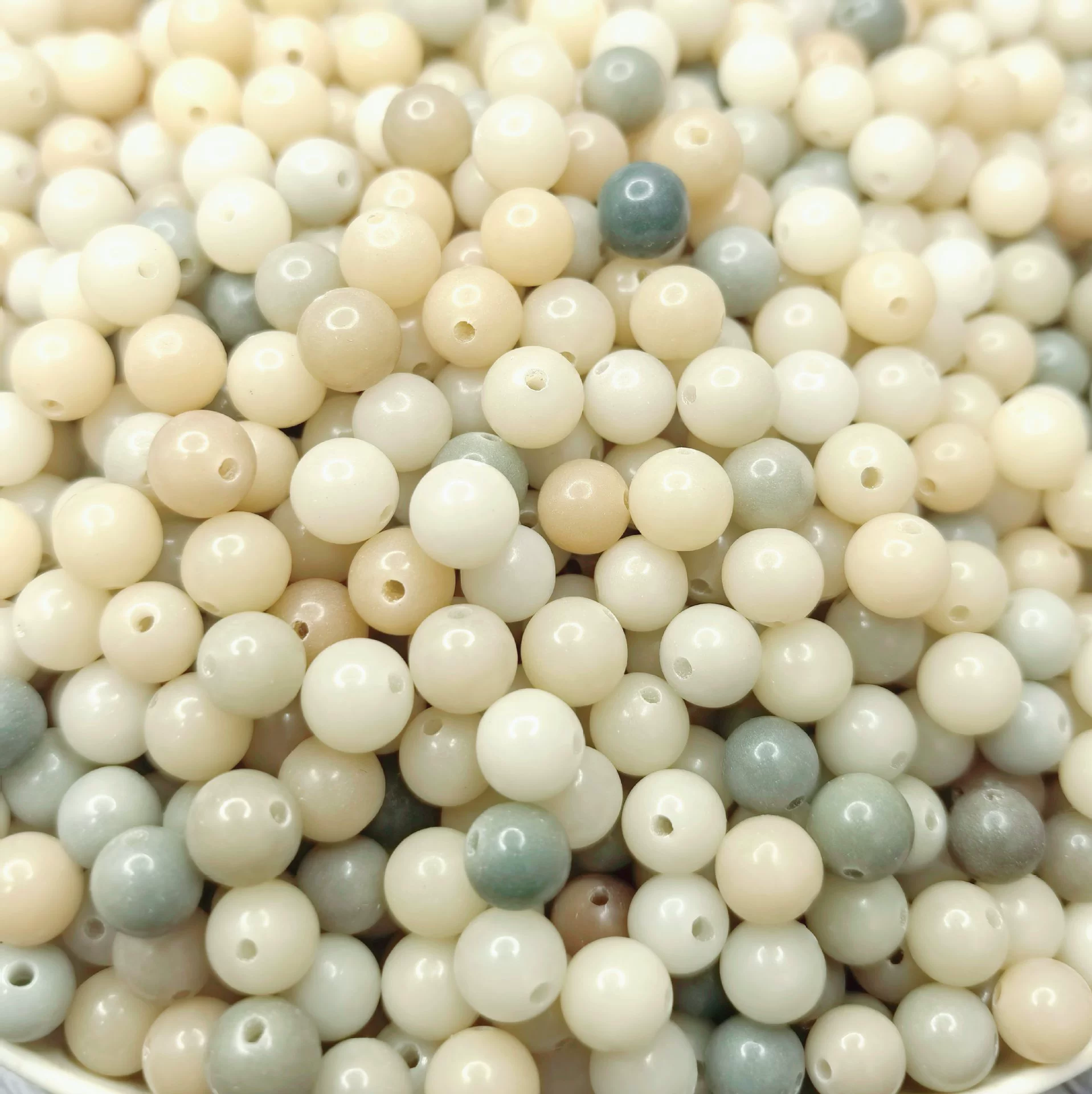 Оптовая продажа от производителя: круглые бусины Бодхи, молитвенные бусины Бодхи, бусины для самостоятельного изготовления браслетов, рассыпные бусины из семян Бодхи.