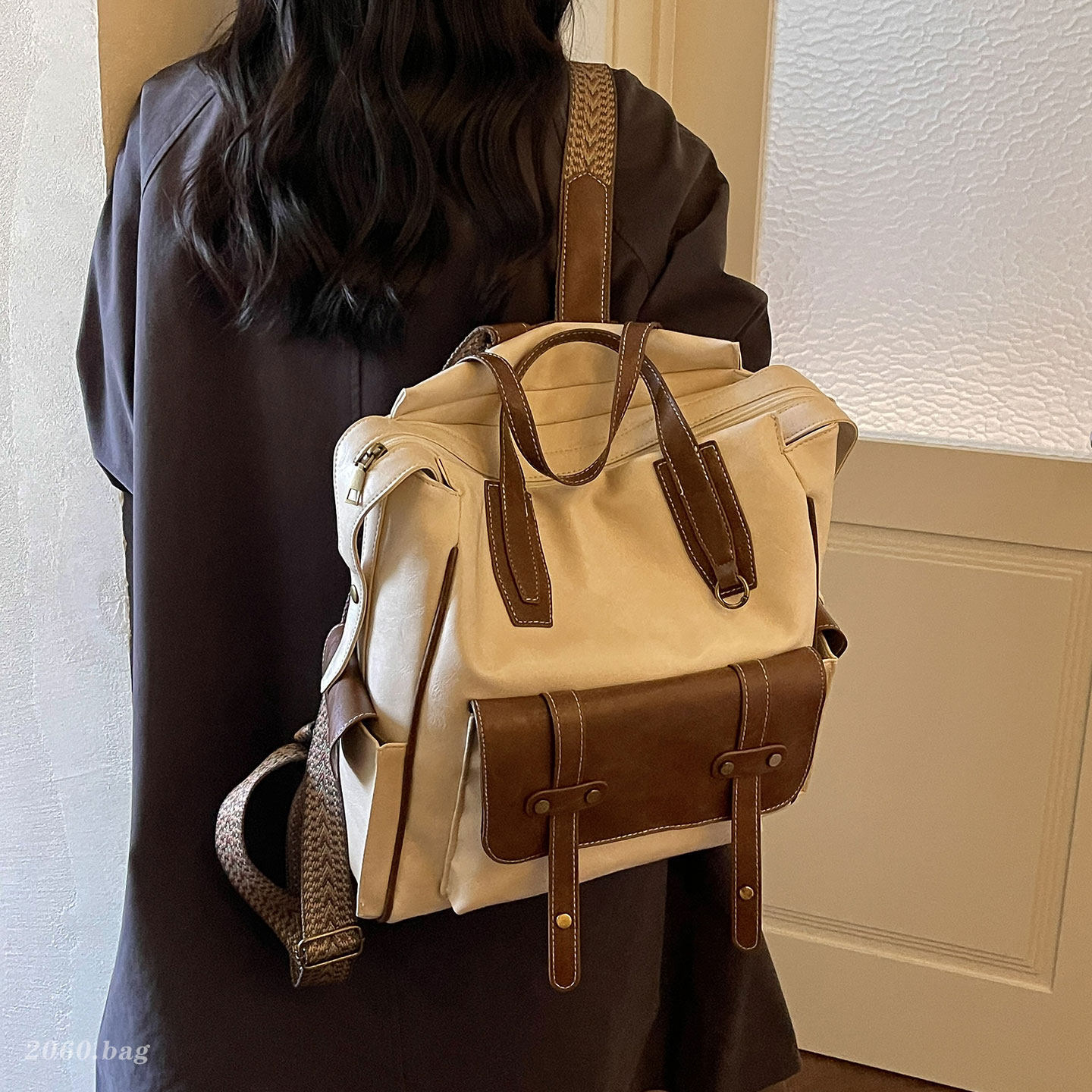 2026 verano nuevo bolso de mujer de gran capacidad bolso universitario de mujer mochila retro mochila de viaje universal