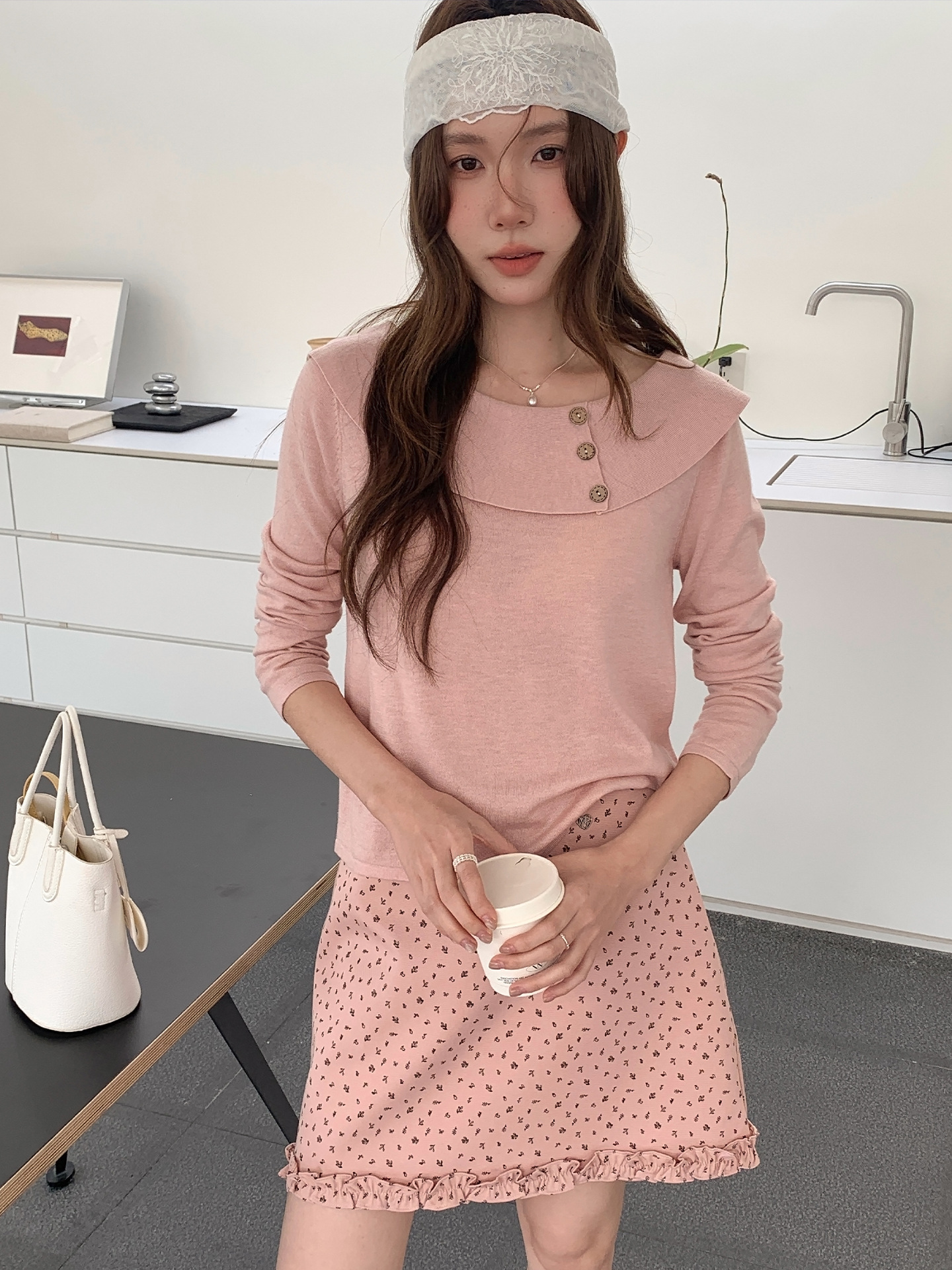 26ye047 lady pink knitted outerwear