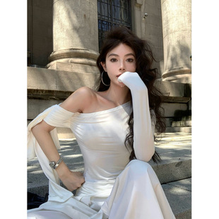 Real Shot and Real Price Summer Sexy Style Asymmetrical Slanted Shoulder Ribbon Top Niche Design Slim Off-Shoulder T-Shirt