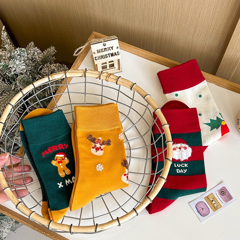 Cross-border Christmas socks children's holiday decorative socks red socks cotton trend Joker cartoon foreign trade socks wholesale