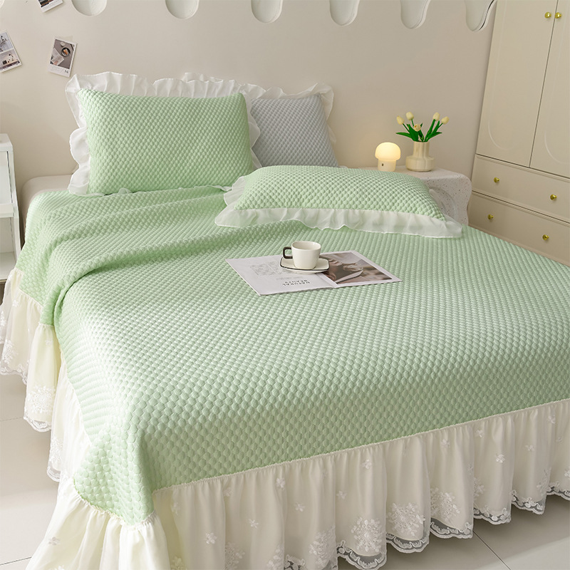Category a Maternal and Infant Grade Cool Bean Bed Skirt Style Three-Piece Mat Set Cool Silk Summer Bed Bed Sheets Bed Cover Double Air-Conditioned Mat