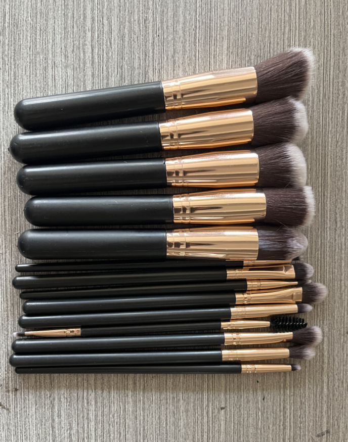 Brush, 14 pieces