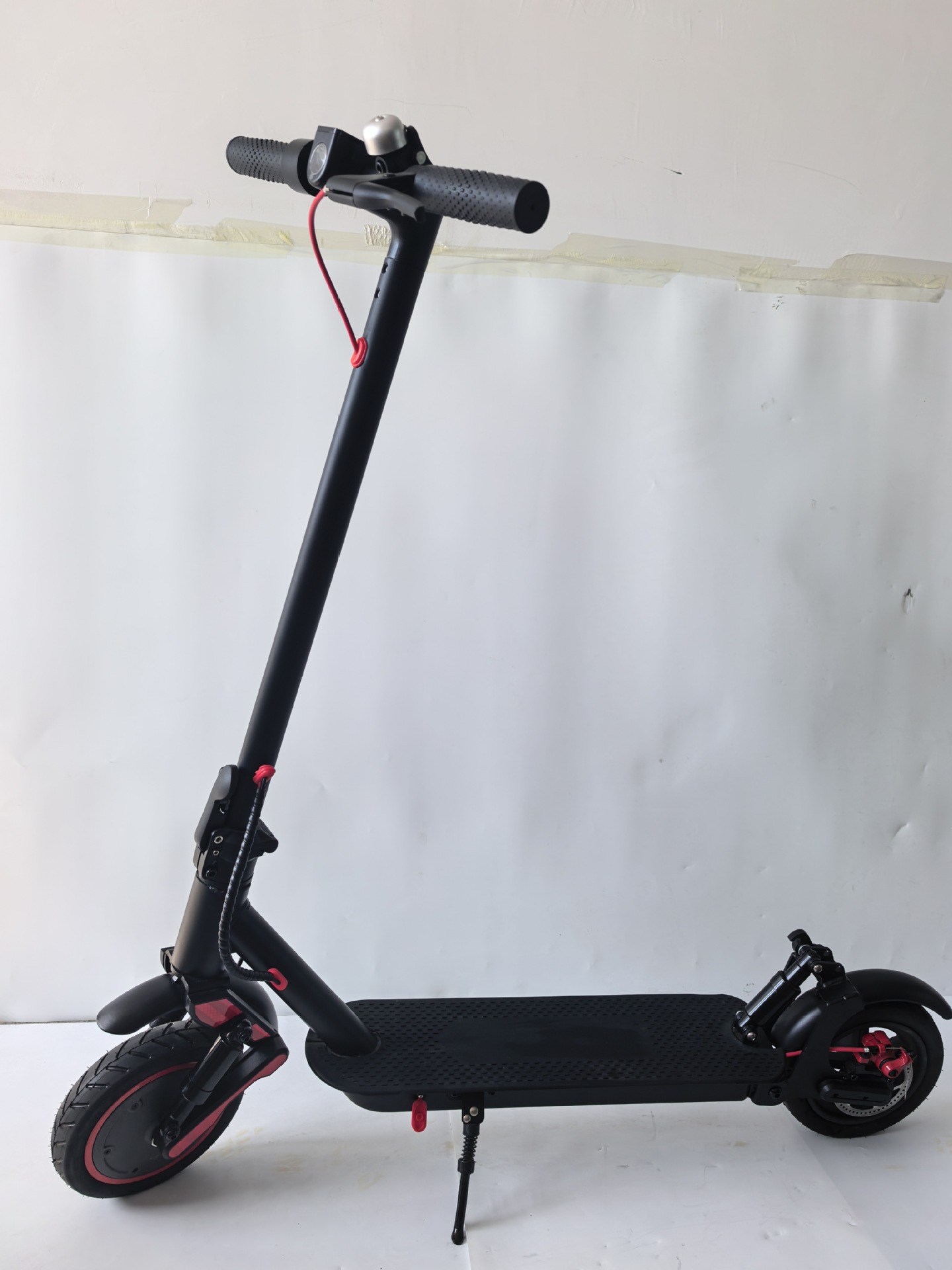 Cross-Border 8.5inch Electric Scooter Outdoor Portable Electric Vehicle Adult Mobility Scooter Folding Front and Rear Shock Absorption Electric