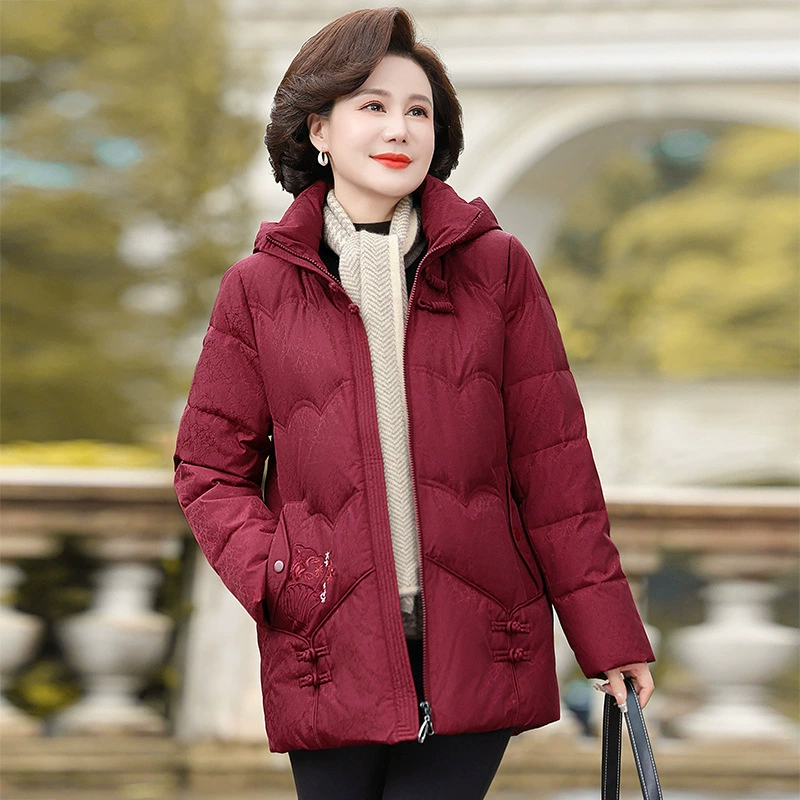 Среднего и пожилого возраста 90 белый утиный пуховик для мамы 2024 новый зимний китайский стиль пальто пожилая бабушка зимняя одежда