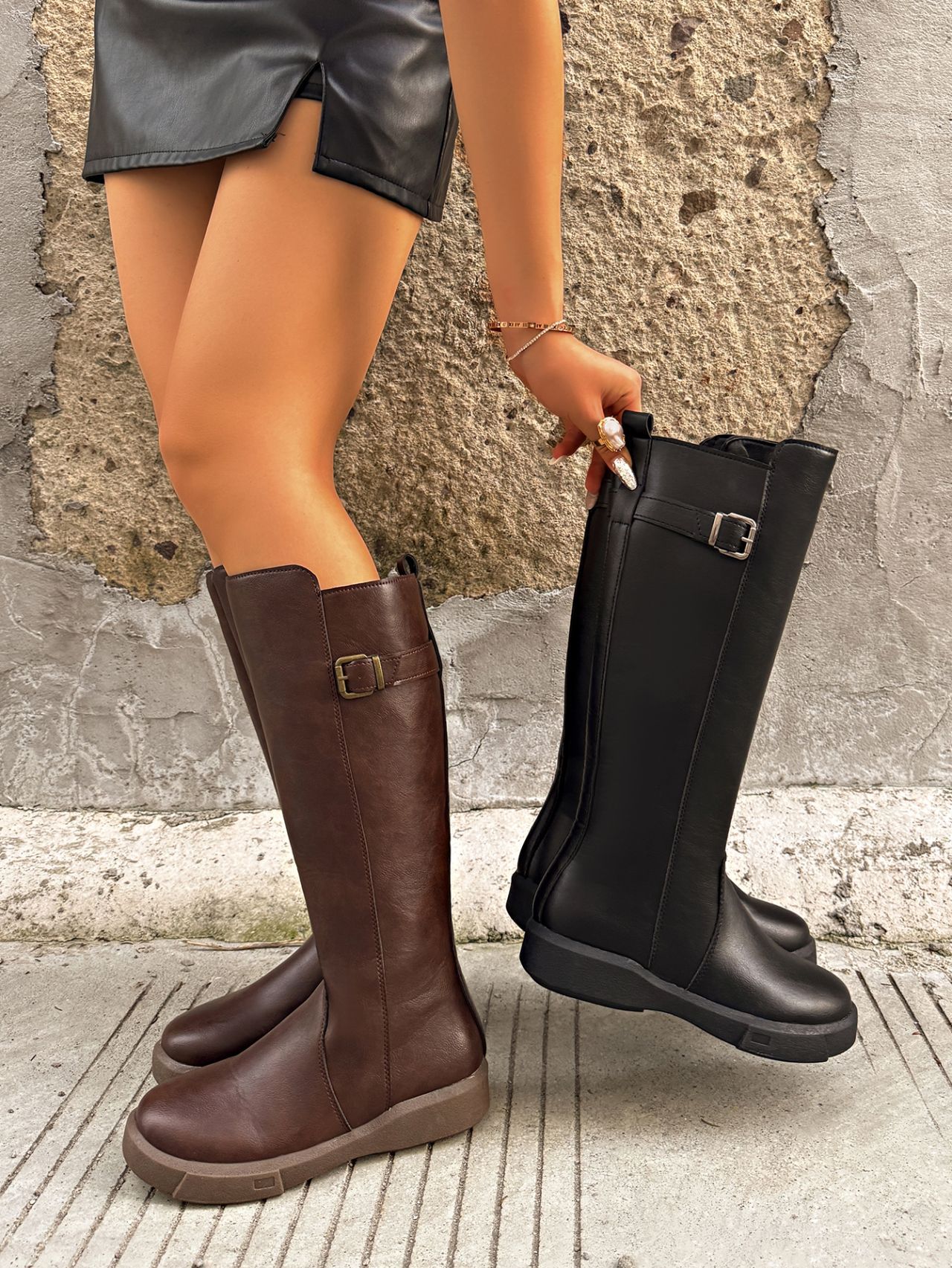 Women's Leather Riding Boots British Style Round Toe Thick Sole_voghion.com