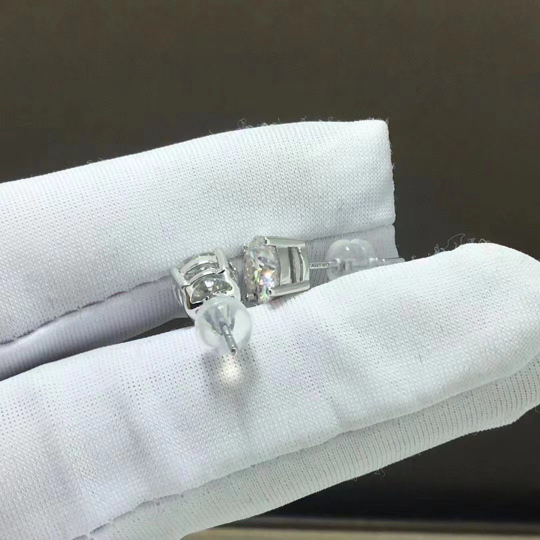 741dfe354e3186d269d1c8228d5229