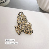 Fashionable retro shark, big crab pin, 2023 collection, Korean style, South Korea, simple and elegant design