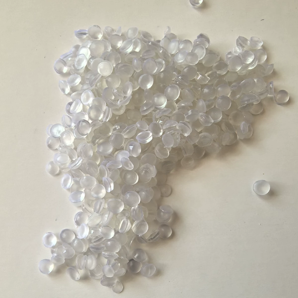 Производитель пластиковых частиц из ПВХ, мягкие прозрачные частицы ПВХ, различные цвета, сырье для литья под давлением, резиновые частицы, пластиковые частицы