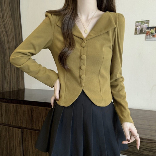 Stylish Short-Sleeve Autumn Top for Women 2025, High-Waisted, Fitted, Slimming French V-Neck Shirt